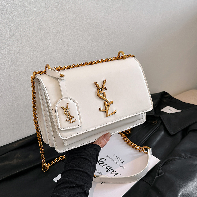 Best Selling Premium Elegant Women's Bags 2025 New style Trendy Chain Shoulder Bag Fashion Versatile Crossbody Small Square Bag free shipping