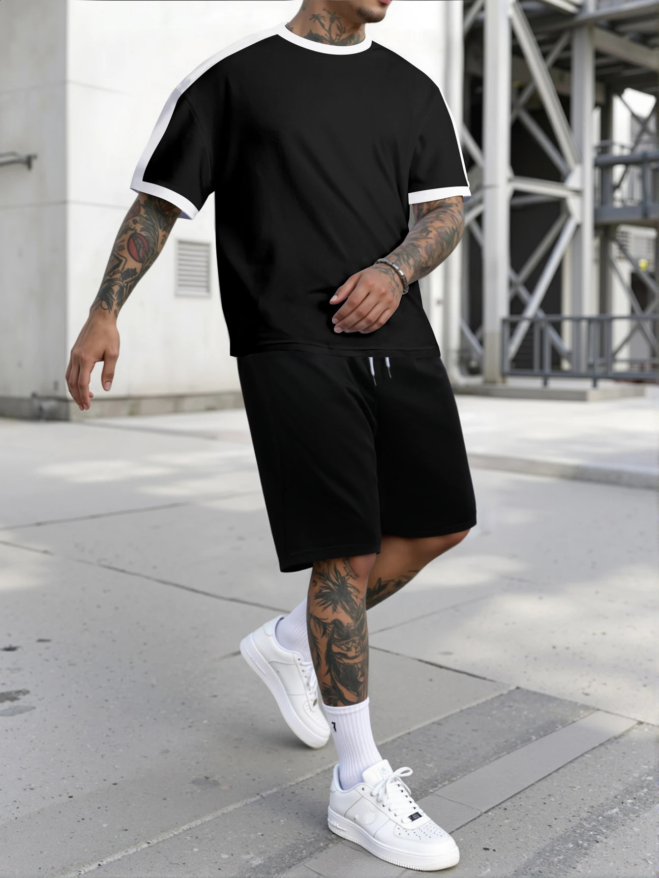 Summer color matching sportswear mens short sleeved loose T-shirt five pants casual set two-piece set 250427