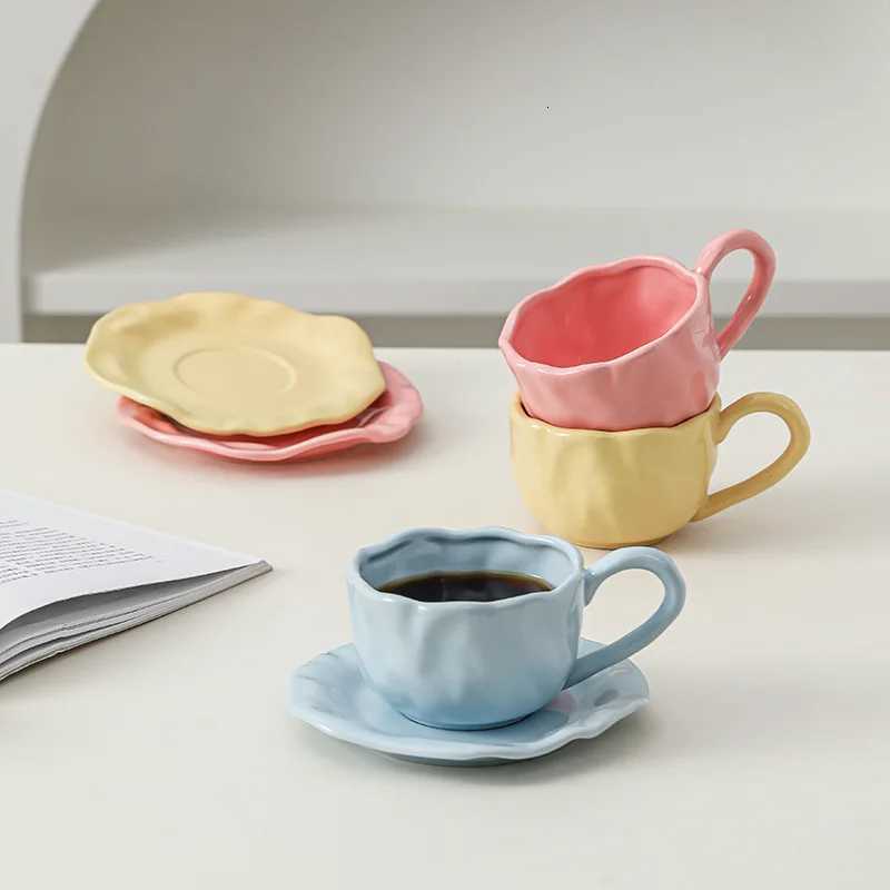 200ml Black Red Macaroon Creative Hand Squeezed Pinched Ceramic Coffee Mug Cup With Saucer For Cafe Restaurant Table Decor 1 PC C251127