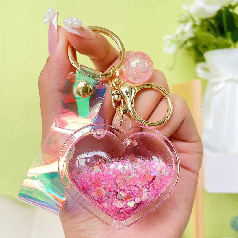 Creative Oil Quicksand Heart Keychain Fashion Trendy Bag Small Pendant Exquisite Cute CoupleT251127