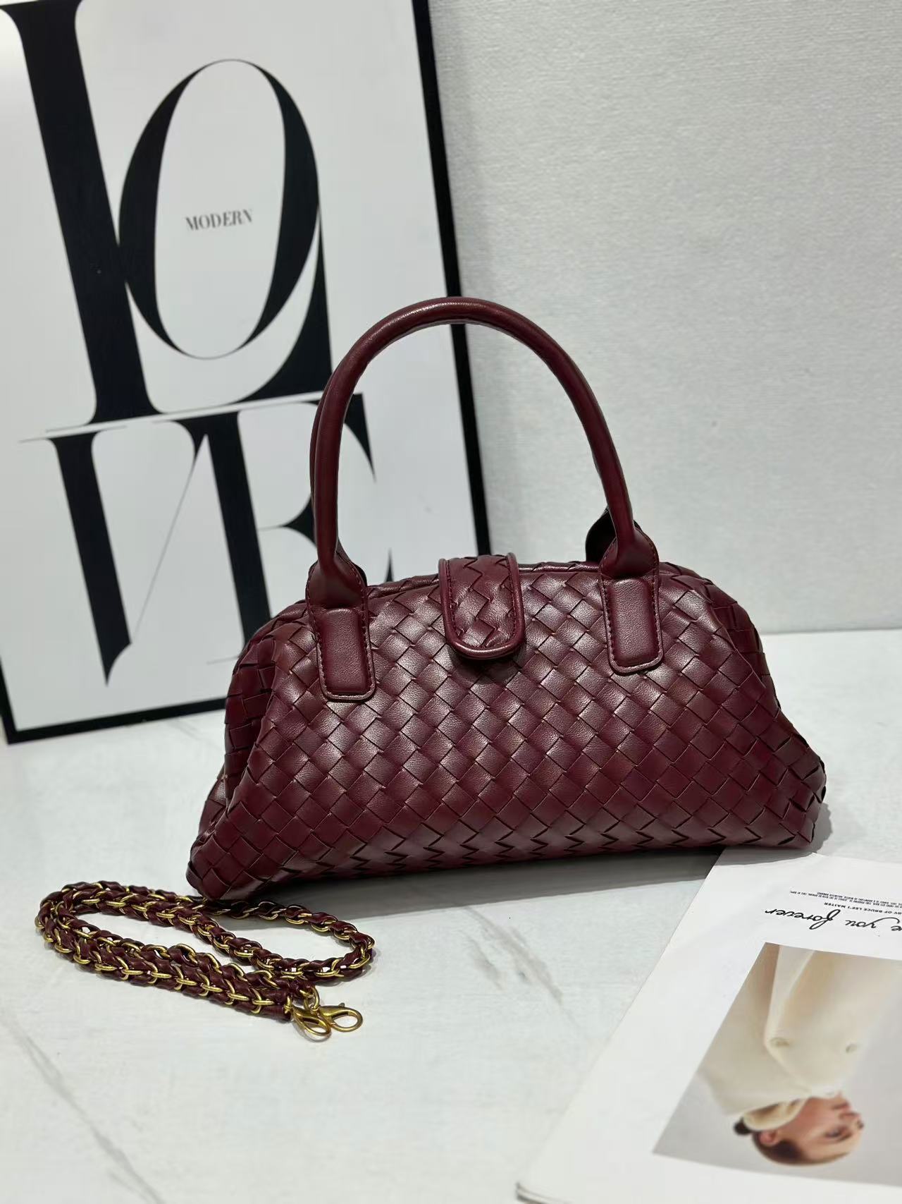 Designer Bag Luxury Handwoven Shell Bag Genuine Leather Women's Bag High-end Bowling Boston Handbag Crossbody Shoulder Bag