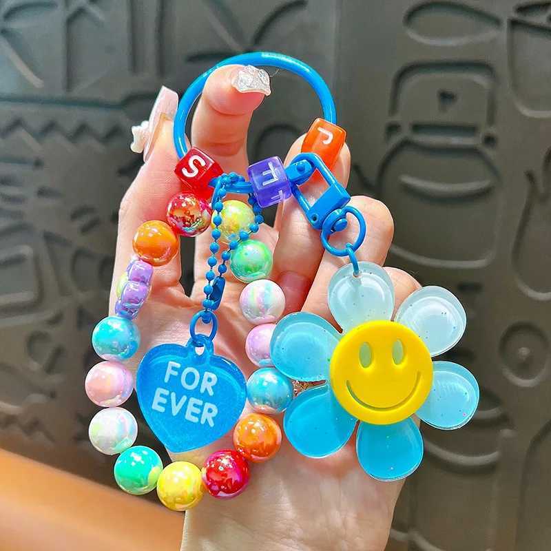 Colorful Sweet Flower KeyChains Beaded Chains Keyring Acrylic Flowers Key Accessories For Cellphone Bag Hanging Pendent CharmsT251127