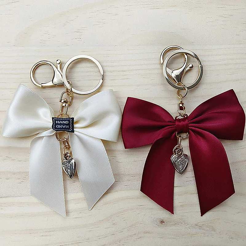 Ribbon Large Bow Keychain Gifts Women Phone Bag Silk Pendant Car Key Holder Jewelry Romantic Charm Ornament Sweet Bow KeychainT251127