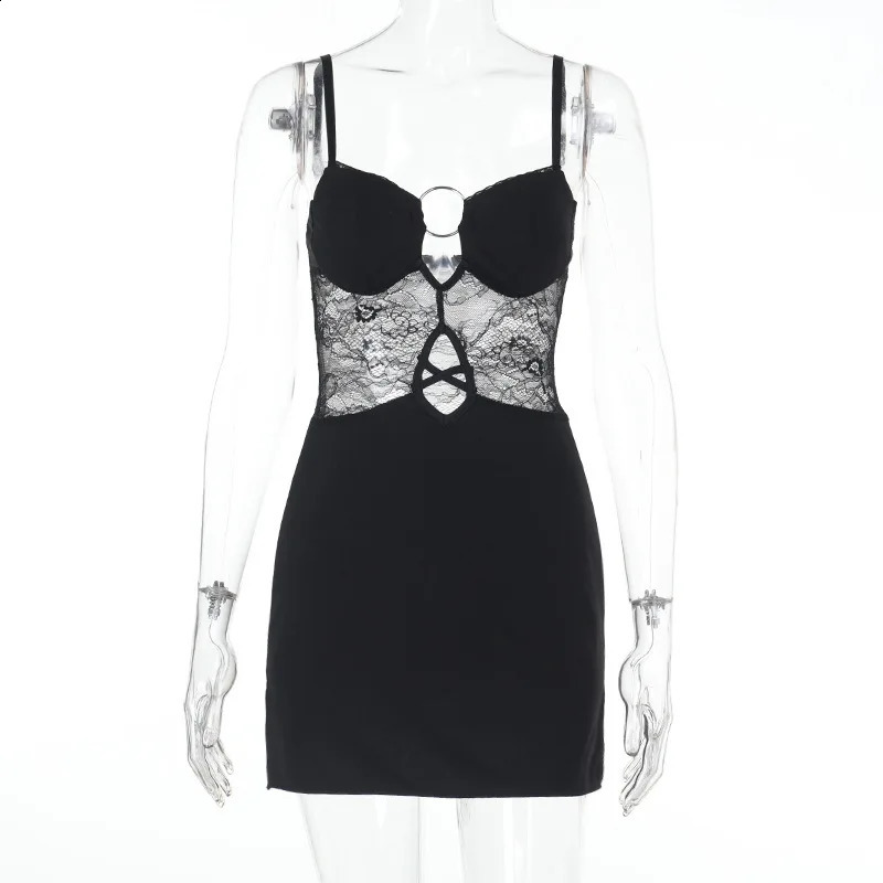 Halter hollow lace patchwork dress European and American spring/summer sexy short skirt adds fun to your wardrobe 250427