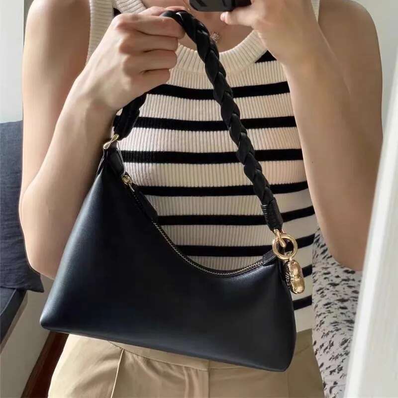 Popular AUPEN Mouldy Of The Same Style Woven Fried Dough Twists Braid Gold Beans Armpit Handbag