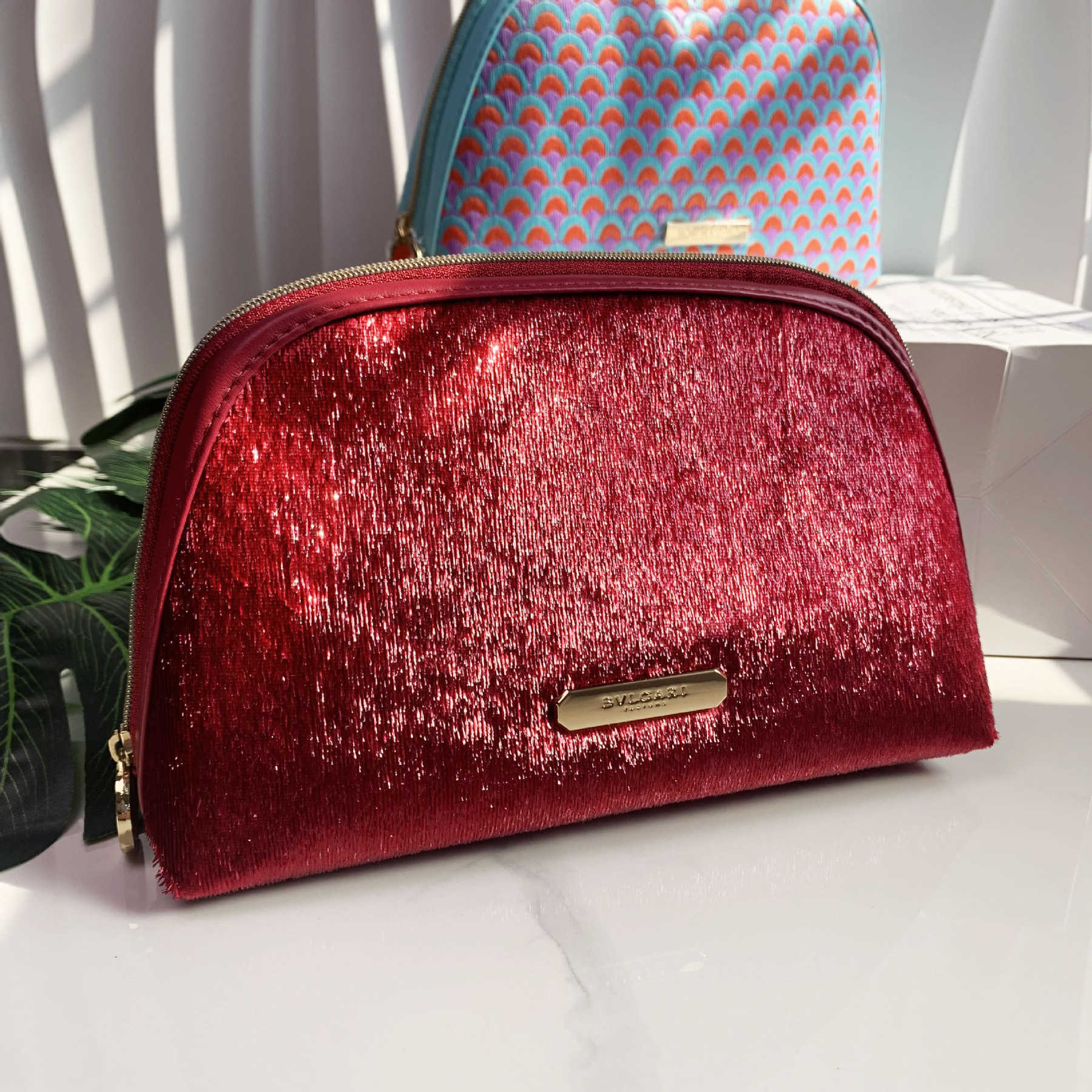 Shell makeup bag, storage bag, toiletry bag, red shiny rose velvet shell bag L251127