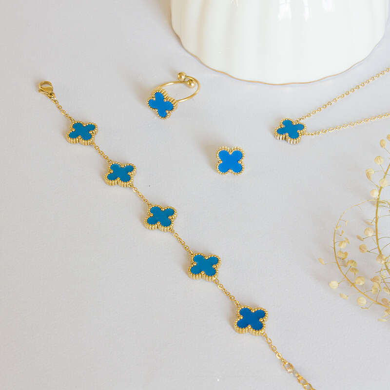 Cross-Border Hot Selling Elegant Lucky Four-Leaf Clover Bracelet Necklace Earrings Stud Four-Piece Set Versatile gold Collarbone Chain