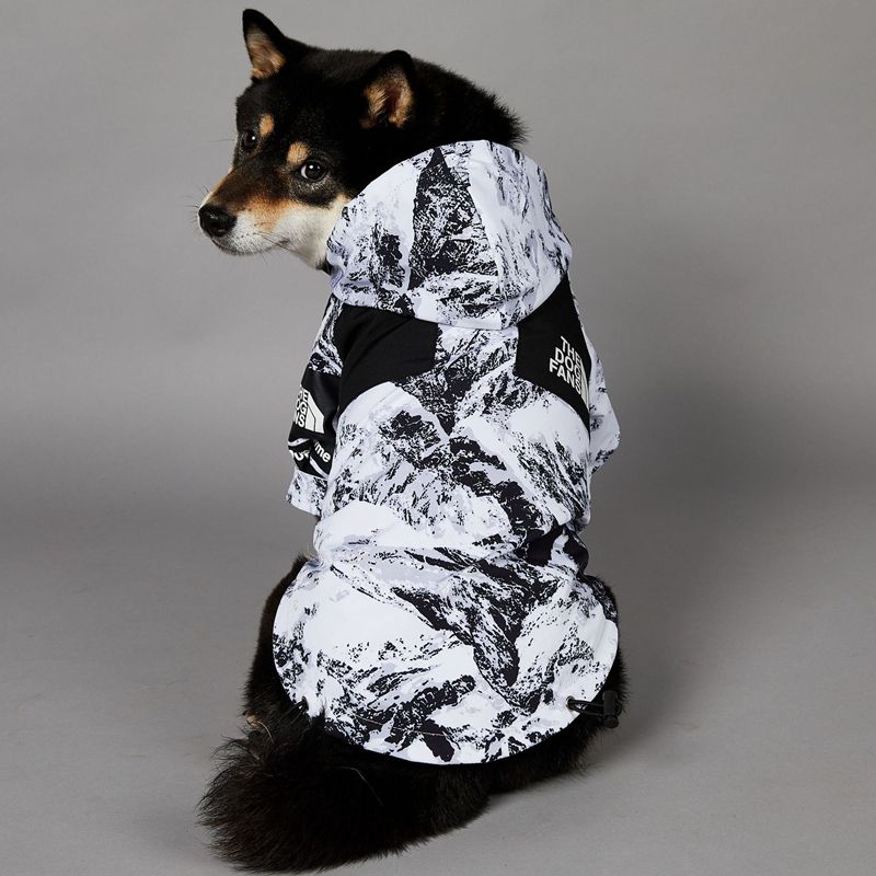 THE DOG FANS Dog Winter Coat, Waterproof Dog Hooded Jacket, Windproof Black White Snow Mountain Color Scheme Coat with Leash Hole for Small Medium Lar