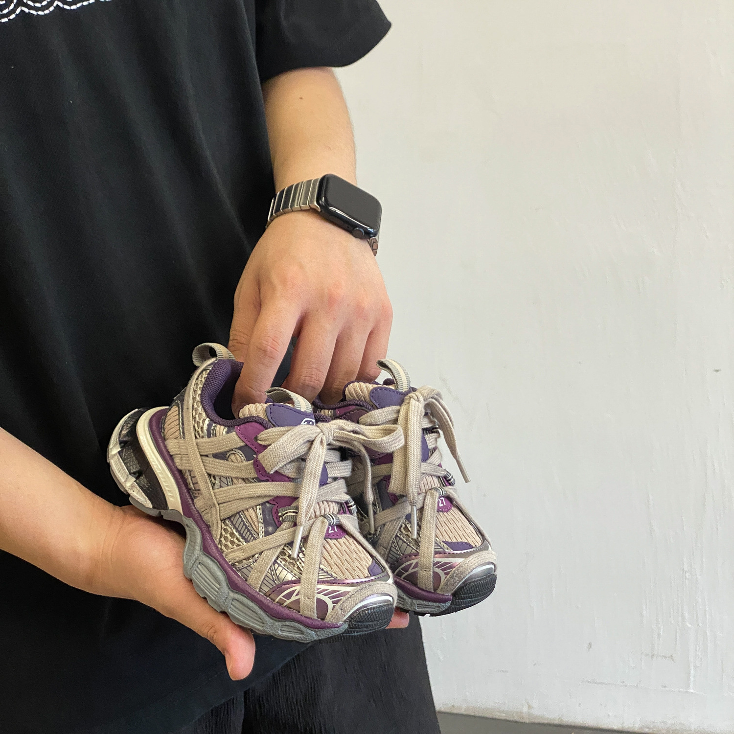 Hot Free shipping for kids designer shoes running shoes black beige grey brown purple Fashionable lightweight mesh breathable sports shoes