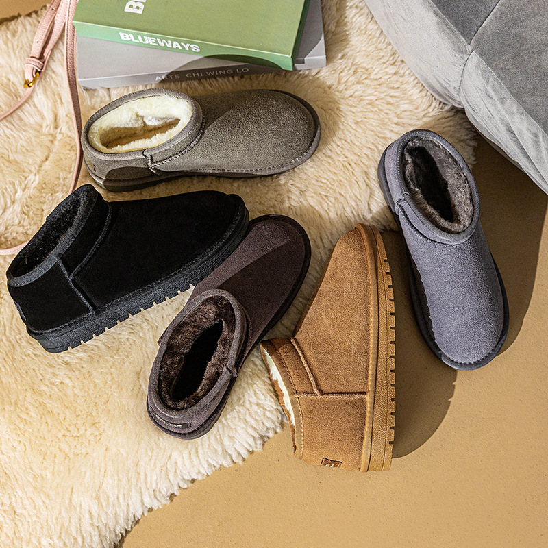 2025 New Snow Boots Men's Women's Warm Fleece Thicker Anti-Slip Waterproof Short Boots Women's Cotton Shoes Comfort Shoes