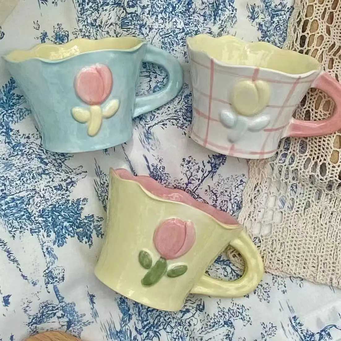Creative Tulip Ceramic Coffee Cups Set Embossed Mug with Handle Vintage Home Milk Dining Dish Breakfast Tea Drinking C251127