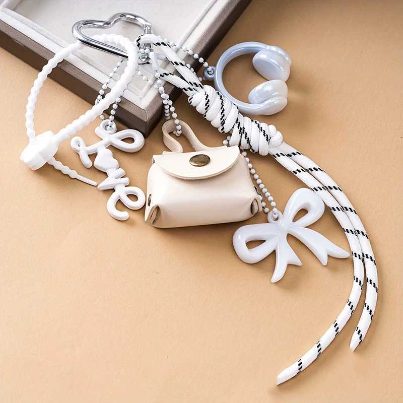 PU Leather Maillard Rope Keychain Woven Rope Handmade Braided Rope Car Keyrings English Letter Style Love Rope Bag CharmT251127