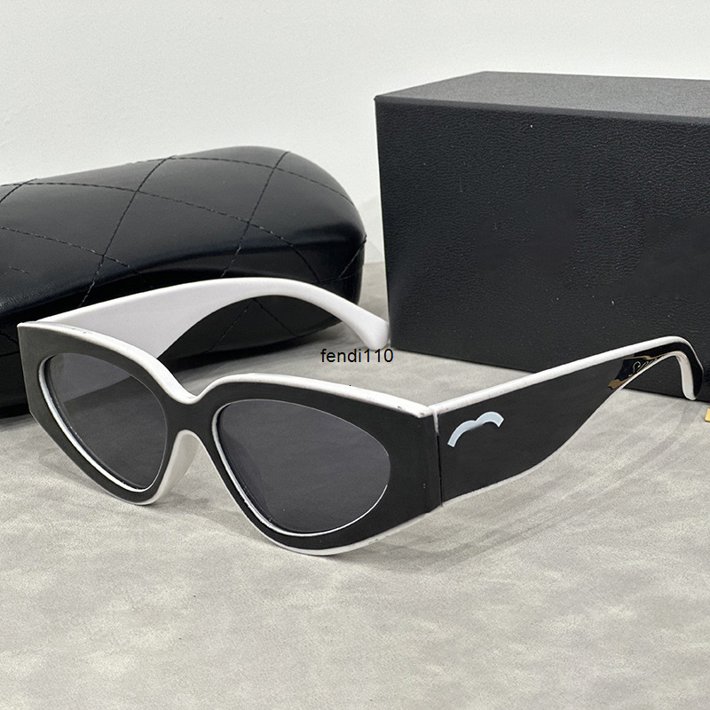 Sunglasses Designer Sunglasses for women cat eye Metal pearls Classic Eyeglasses square frame Outdoor Beach Sun Glasses For women