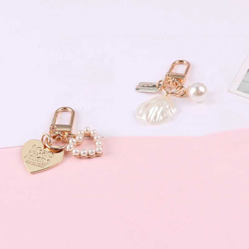 Metal Heart Shell Key chain Creative Gift Cute Pearl Pendant Bag PendantT251127