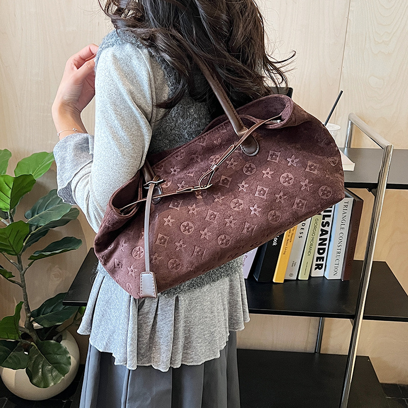 Free Shipping Foreign Style Large Capacity Hand Tote Bag All Kinds Of Printing Simple Retro Style Armpit Bag High Sense Fashion Shoulder Bag