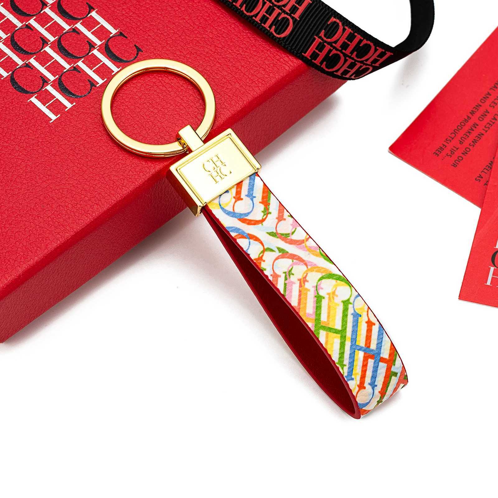 CHILN HENA New Fashion Peripheral Item Golden Leather Keychain with Multi - Element Design Pendant Christmas Gift K006T251127
