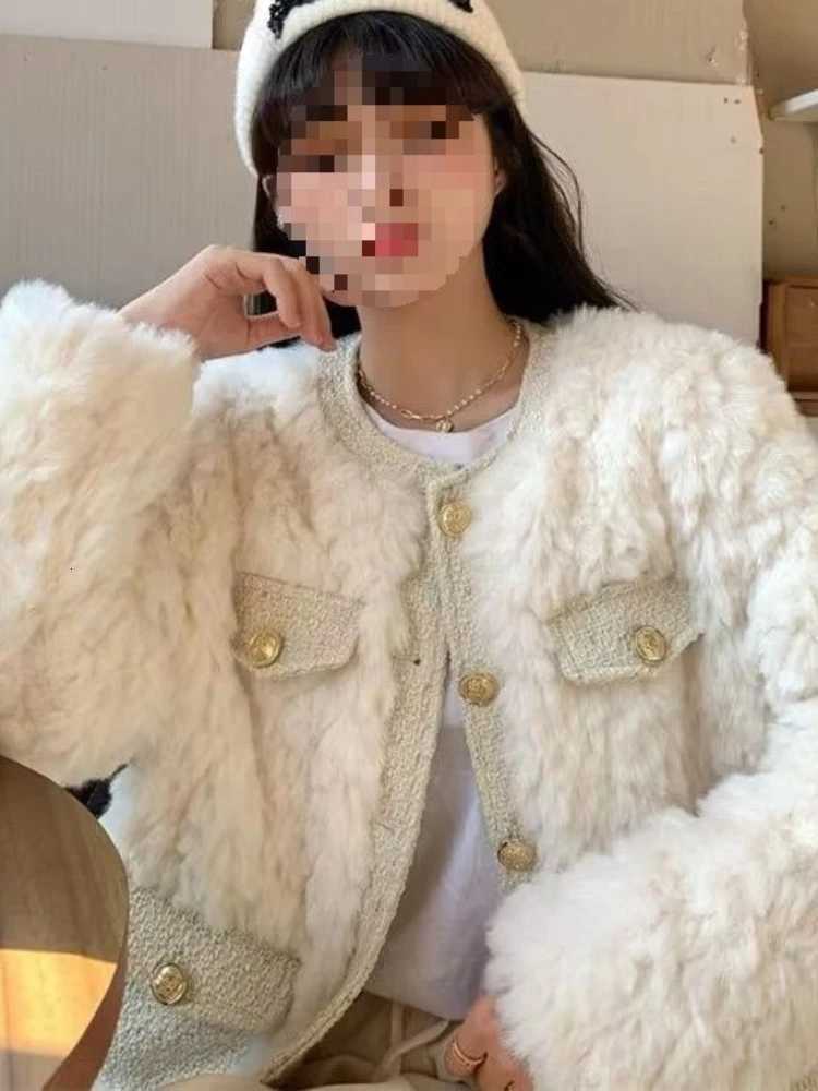 Thickened Fashionable Lamb Wool Jacket for Womens Autumn Winter New in Style Plush Casual Loose Round Neck Outerwear TopsXJ251127