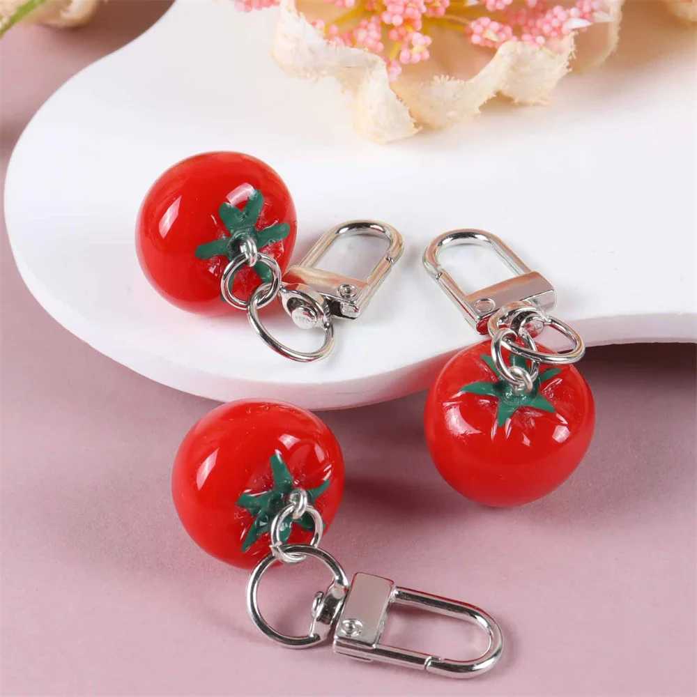 5pcs Simulation Tomato Strawberry Keychain Fashion Key Chain Bag Charm Bags Ornament Car Phone Decoration for Women Girls GiftsT251127