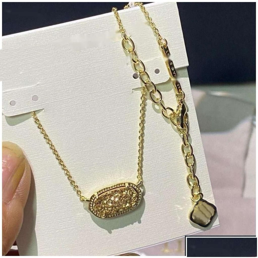 Pendant Necklaces Designer Scotts Necklace Jewelry Singaporean Chain Elegance Oval Female Collar As A Gift For Drop Pendants