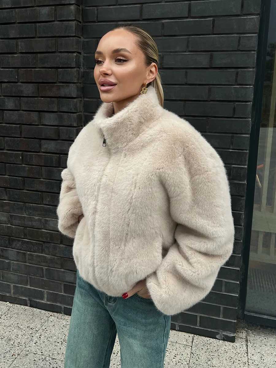 Bornladies New Womens Faux Fur Jacket Zipper Warm Plush Coat Oversized Soft Fluffy Stand Up Collar Autumn Winter Casual JacketXJ251127