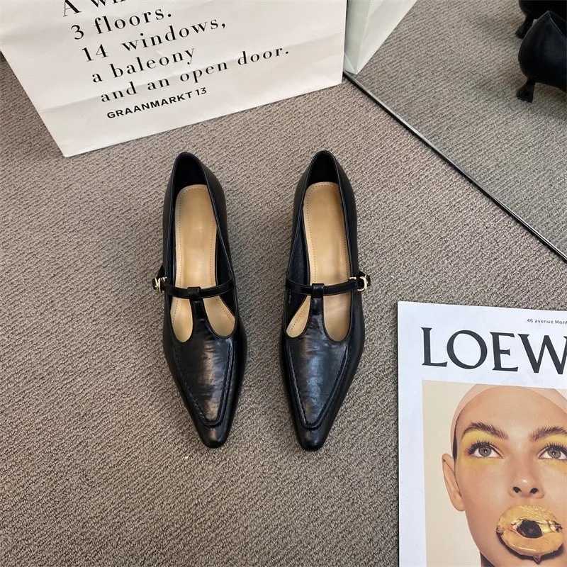 High Hls Womens 2025 New Single Shoes Womens Black Hollow Pointed Tip Thin Hl Shallow Mouth Mary Jane Shoes Niche White C251127