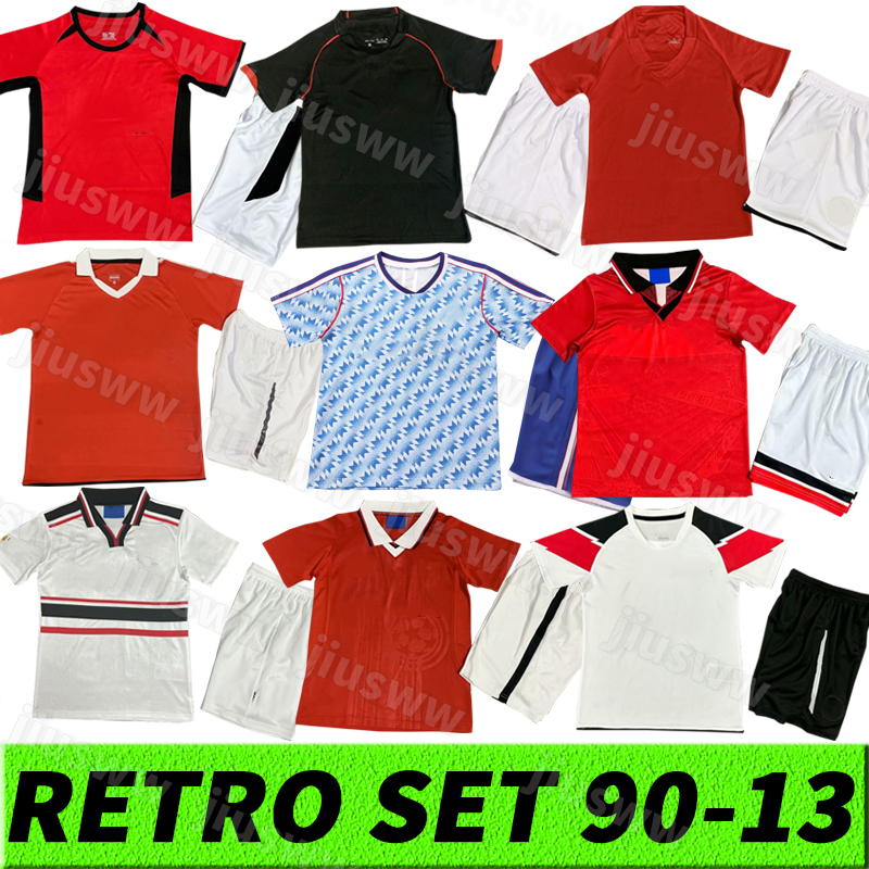 Vintage Classi Soccer Jerseys Ronaldo Rooney Giggs Nani S 02 04 05 06 07 08 Home Away Scholes Tevez BERBATOV VIDIC Retro unITed m a n c h e s t e e Football shirt kits kids