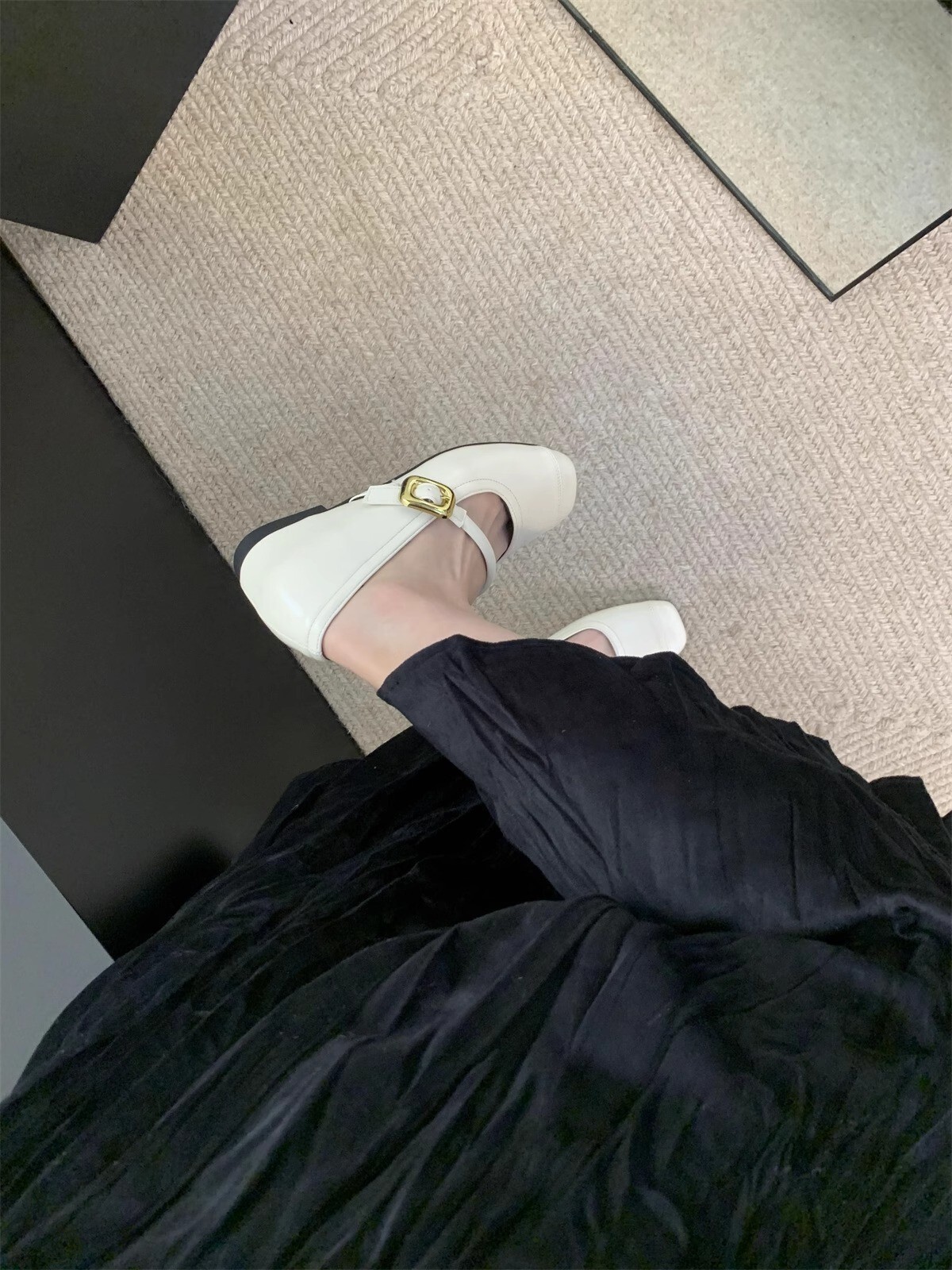 Free shipping 2025 new designer shoes with a small body and an inner height of 5 centimeters, silver Mary Jane women's shoes, spring luxury Frenc