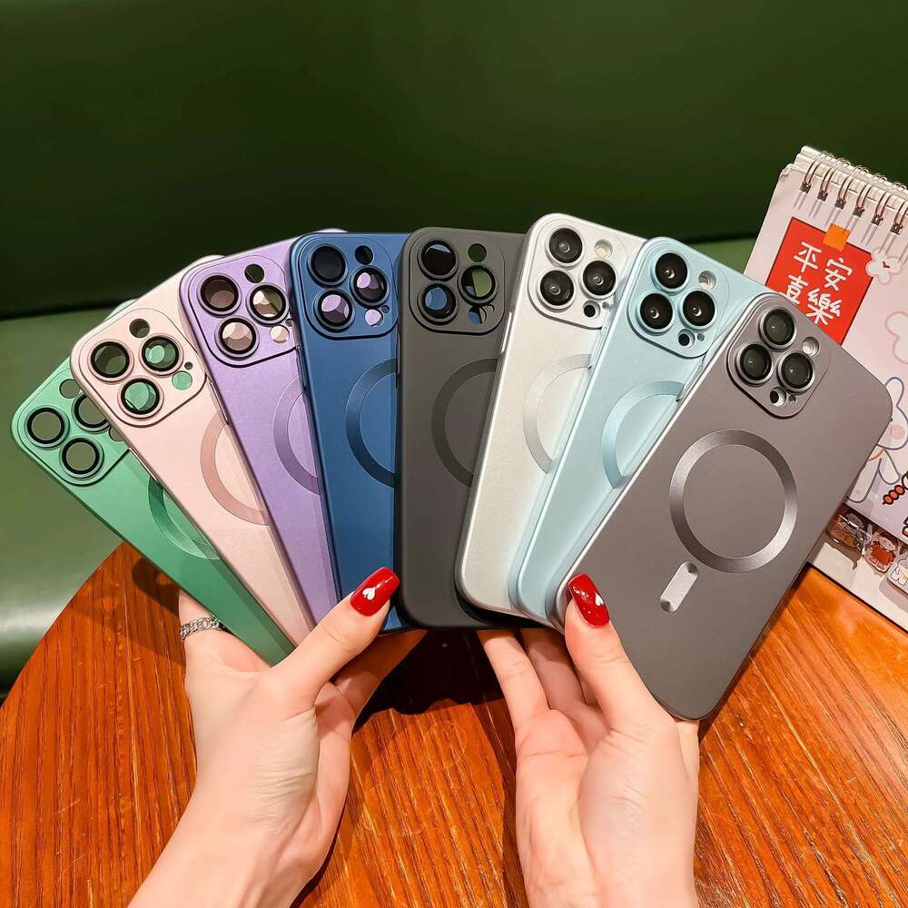 Magnetic Case For iPhone 16 13 12 11 14 15 Pro Max Matte Shockproof Cover Wireless Charge Phone Accessories
