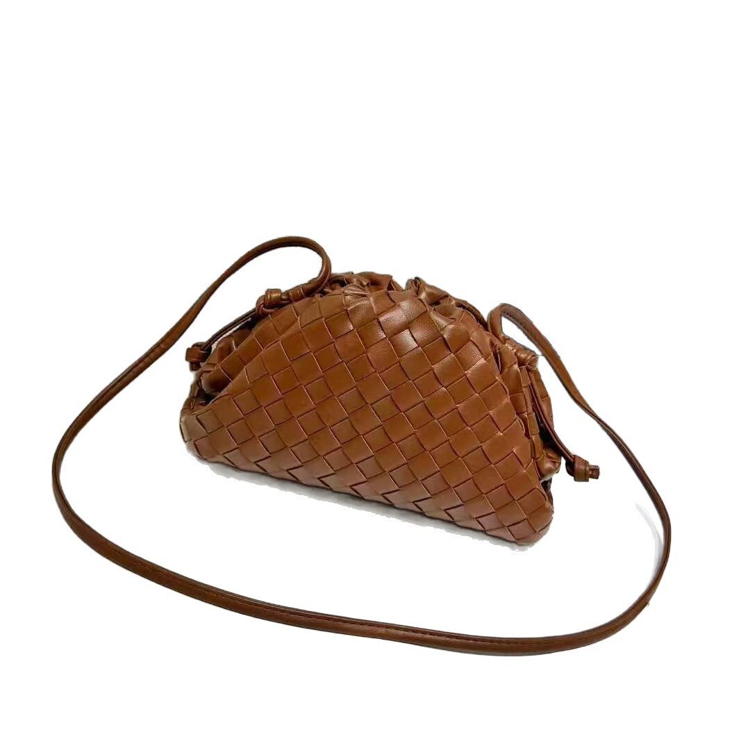 Designer Bag Trend Women's Bag Niche Design Woven Cloud Bag Fashion Single Shoulder Crossbody Bag Handheld Luxury Dumpling Bag