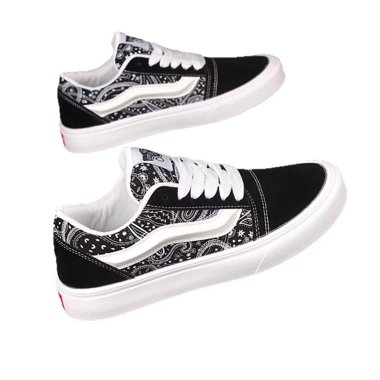 Free Shipping Skateboarding Shoes, Women'S Instagram Trend 2025 Spring And Autumn New Items Versatile Sports And Leisure Shoes For Couples Canvas