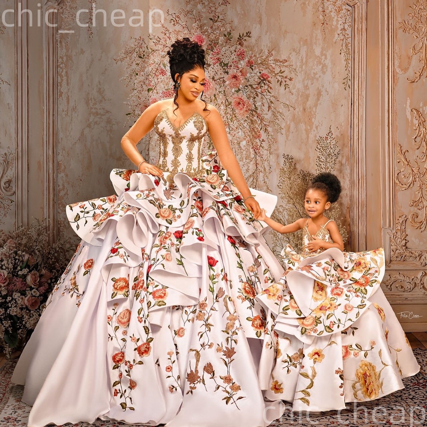 Ivory Debutante Quinceanera Dresses Sweetheart Appliques Satin Vintage Retro Ball Gown Elegant Lace Birthday Party Dress Sweet 16 Prom Gowns Dress