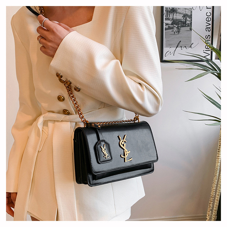 Best Selling Premium Elegant Women's Bags 2025 New Trendy Chain Shoulder Bag Fashion Versatile Crossbody Small Square Bag