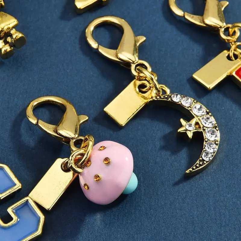 Exquisite Heart Letter Keychain For Women Bag Pendant Car Keyring Creative Fashion Backpack Charm Decoration Accessories GiftsT251127