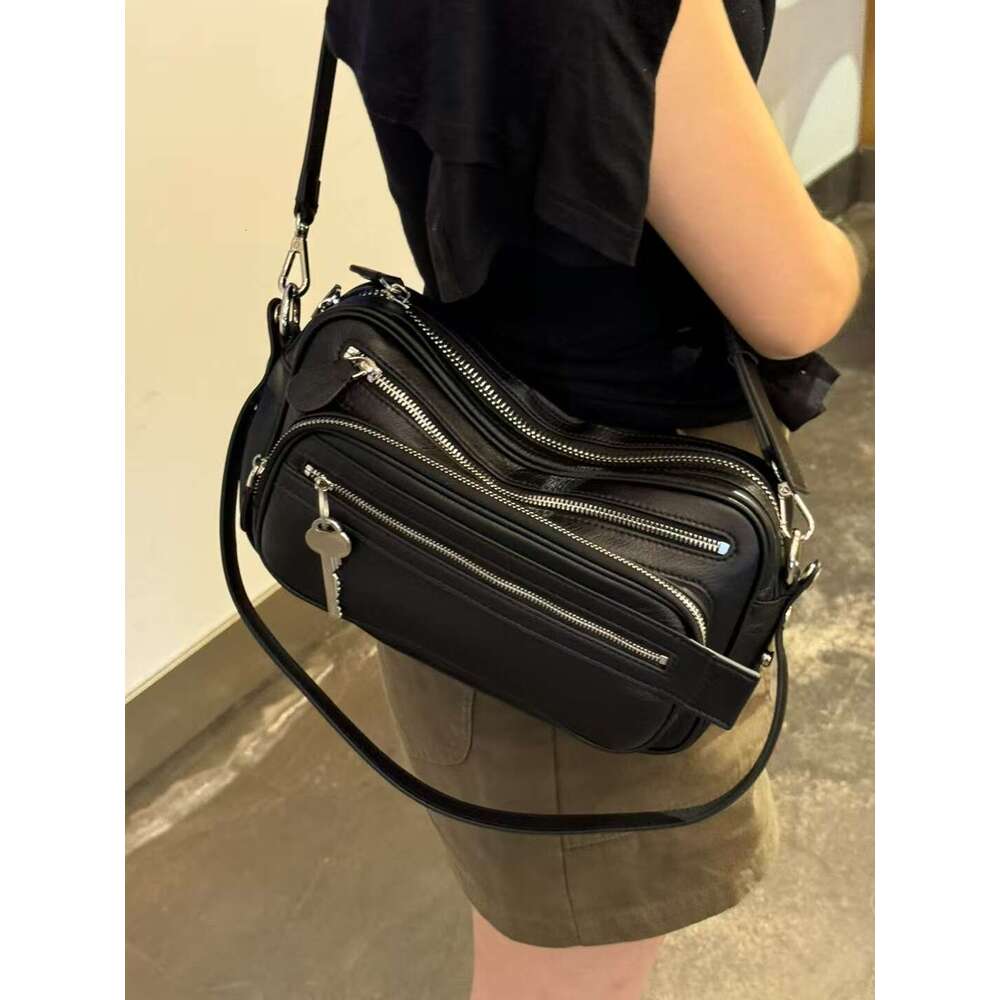 Designer Bag Summer New Niche Style Zipper Motorcycle For Women Vintage Fashion Casual Handbag Shoulder And Crossbody Bag