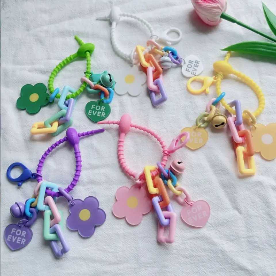 Creative Candy Color Flower Heart Pendant Keychain Cute Small Flower Key Ring Bag Pendant AccessoriesT251127