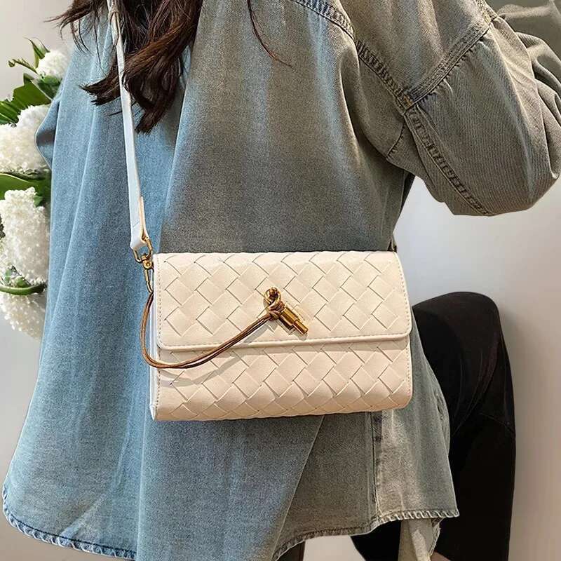 2025 New Model Hand Woven Interlock Small Square Bag, Stylish Simple Women's Single Shoulder Crossbody Bag