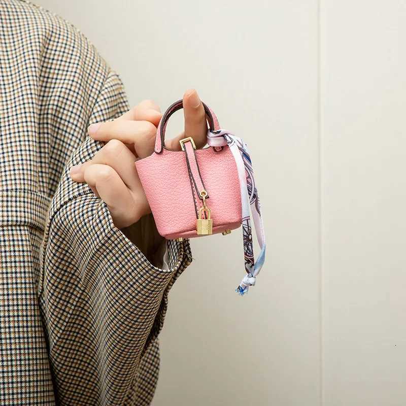 Mini Bag Pendant Keychain Hanging Accessory Zero Wallet Creative Portable Bracelet Bluetooth Earphone Bag MultifunctionalT251127