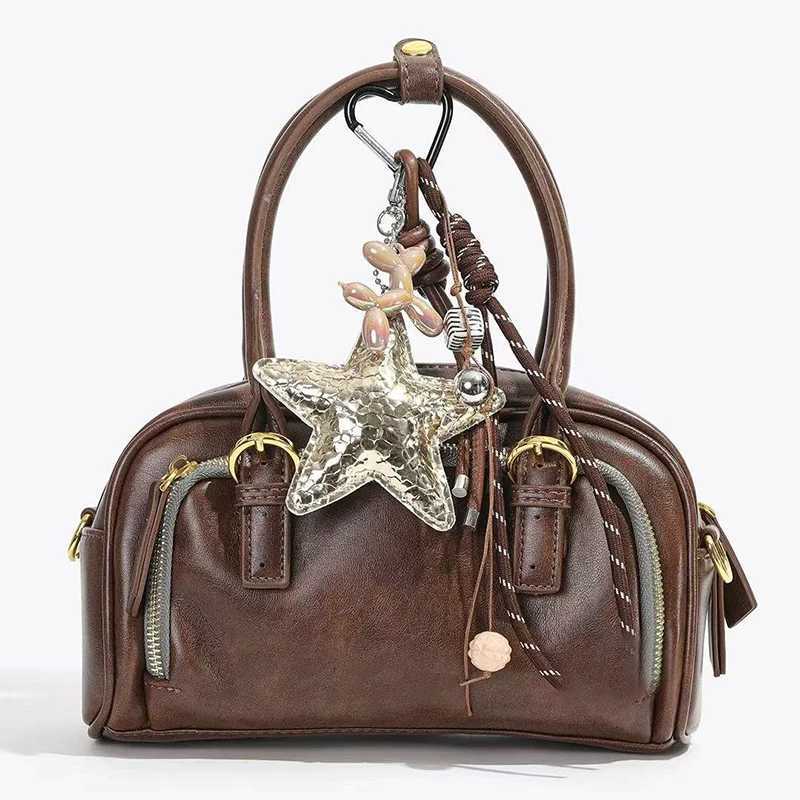Fashion Starfish Keychain with Cute Balloon Dog Leather Charm Maximalist Braided Rope Bag Ornaments Womens AccessoryT251127