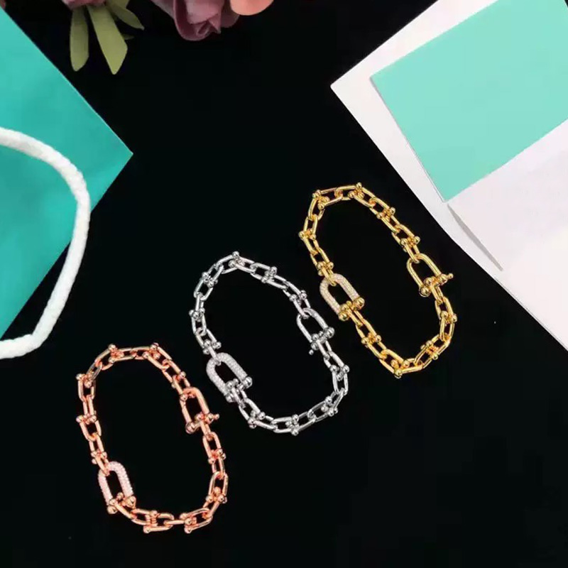 2025 Brand Fashion T Bracelet Classic Horseshoe Buckle Crystal Bracelet Designer Couple Luxury Charm Bracelet for Women&Men
