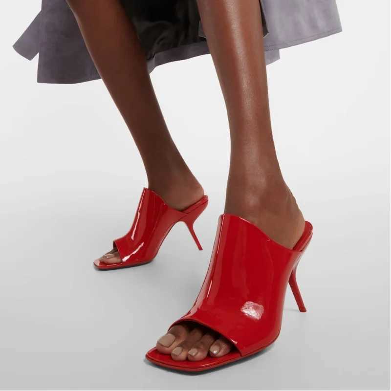 2025 New Style Womens High Hls Shoes Patentleather Pointed Toe Solid Color Night Club Party Shoes Femme Summer Half Slippers C251127