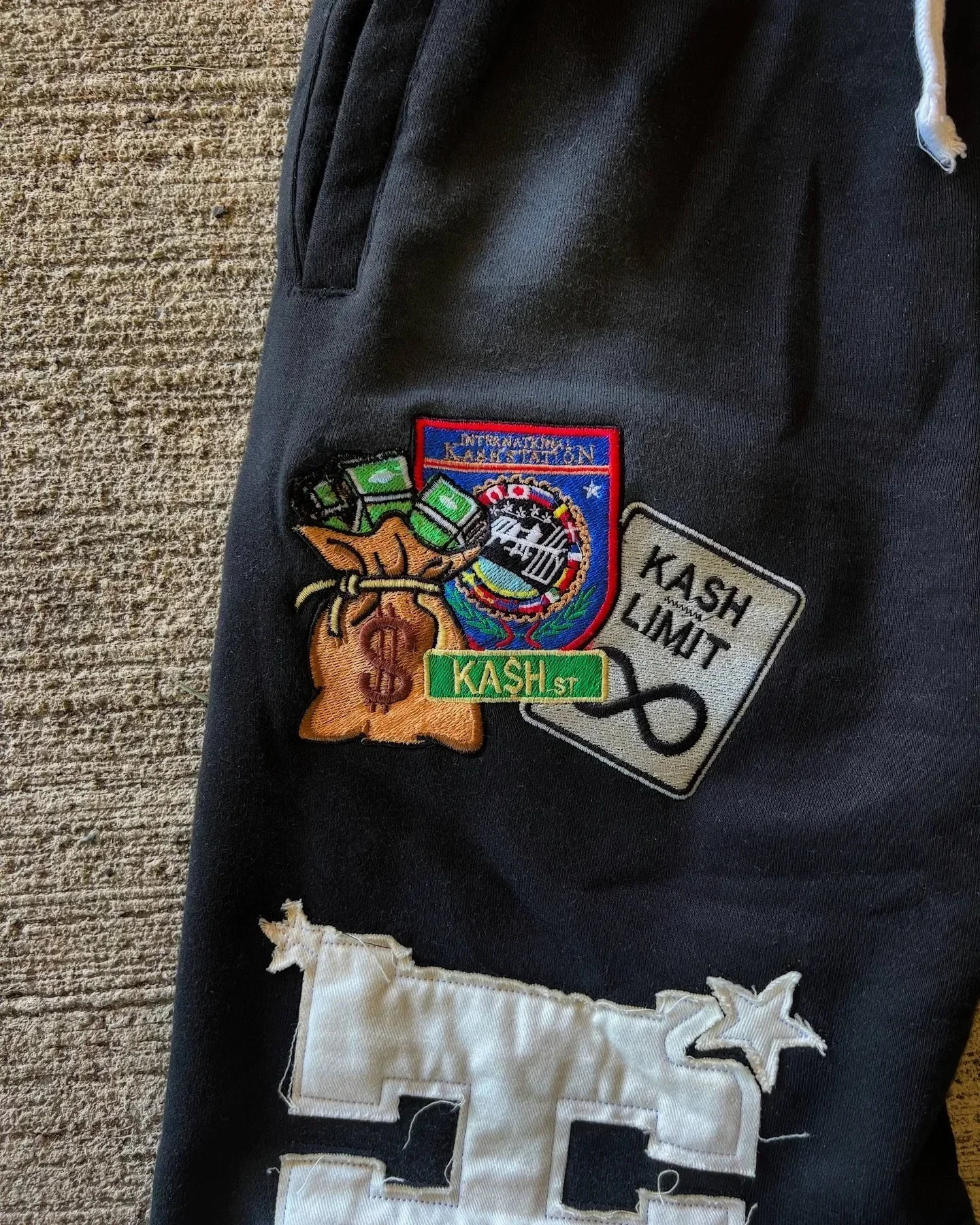 American Y2K Pants Baggy Sweatpants Letter Patch Retro Double Layer Men Hip Hop Gothic Elastic Waist Jogging Casual Pants 251126