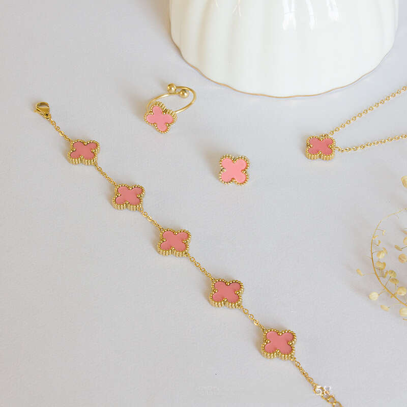Cross-Border Hot Selling Elegant Lucky Four-Leaf Clover Bracelet Necklace Earrings Stud Four-Piece Set Versatile gold Collarbone Chain