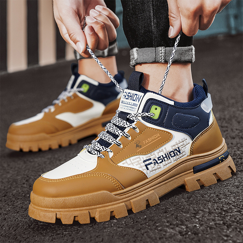 New Designers Men's Martin shoes Breathable Non-Slip Wearable Casual Shoes Fashionable thick soled leather stitching British style men's sho