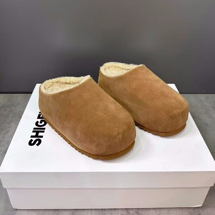 Ladies Platform Suede Fleece Lined Closed Toe Slippers Winter Designer New Fashion Versatile Furry Slides Free Shipping