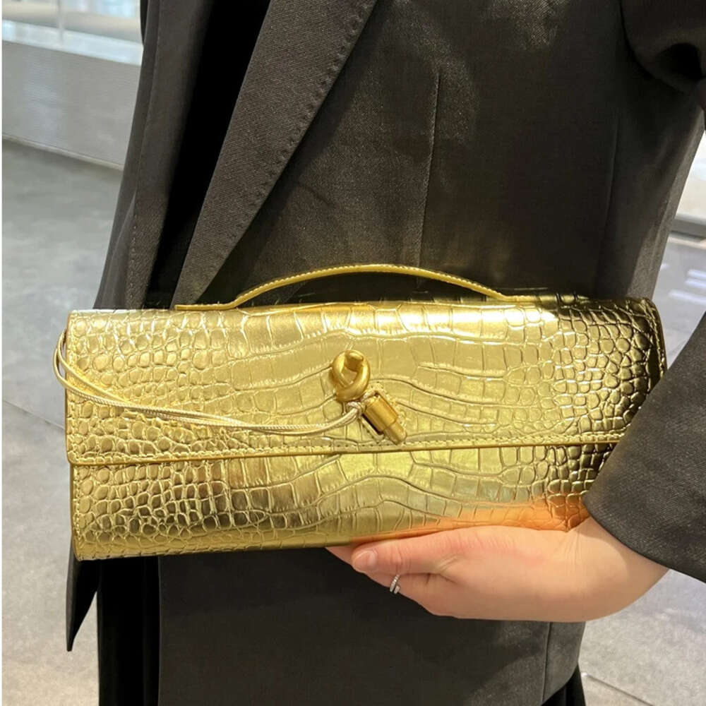 Women's handbag, underarm bag, high-end shoulder messenger bag.