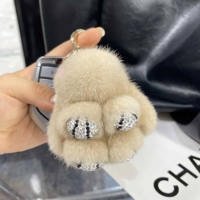 Luxury Big Mink Fur Bunny Fur Pendant Bag Jewelry Key Chain Plush Pendant Trumpet Cute Rabbit Children Animal Cartoon DollT251127