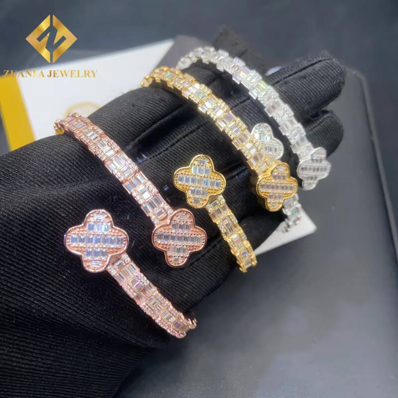New Arrival Designs Moissanite Four Leaf Clover Bracelet 925 Silver Pass Diamond Tester Moissanite Womens Bracelet with GRA