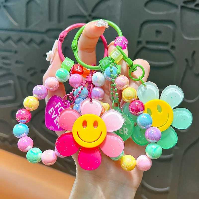 Colorful Sweet Flower KeyChains Beaded Chains Keyring Acrylic Flowers Key Accessories For Cellphone Bag Hanging Pendent CharmsT251127