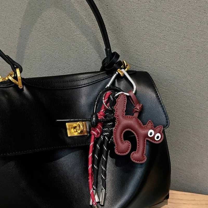 Korean Retro 3D Leather Cat Rope Lanyard Pendant Chain Strap For iPhone Keyring Bag Camera Women Phone Hanging Rope Cord GiftT251127