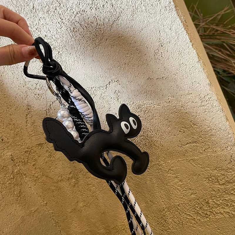 Korean Retro 3D Leather Cat Rope Lanyard Pendant Chain Strap For iPhone Keyring Bag Camera Women Phone Hanging Rope Cord GiftT251127